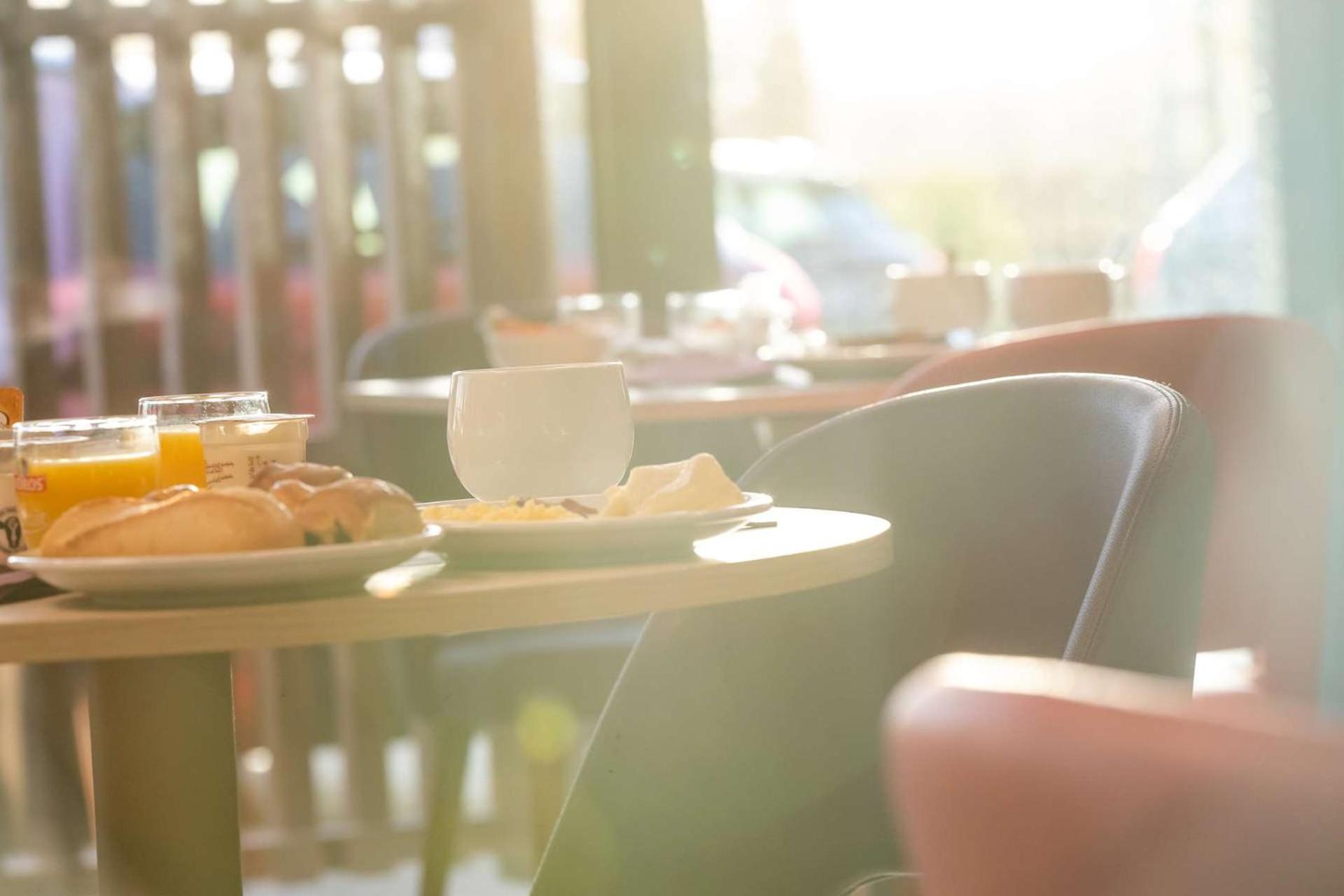 Brit Hotel Eden Spa 翁弗勒尔 外观 照片