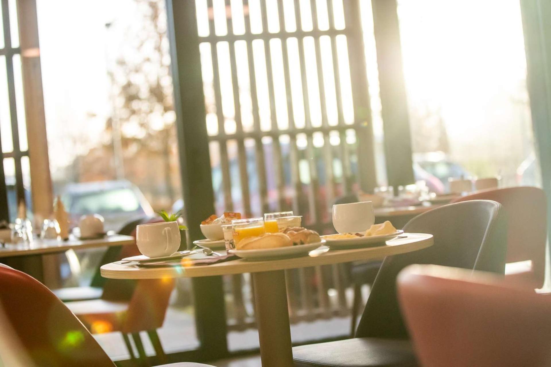 Brit Hotel Eden Spa 翁弗勒尔 外观 照片
