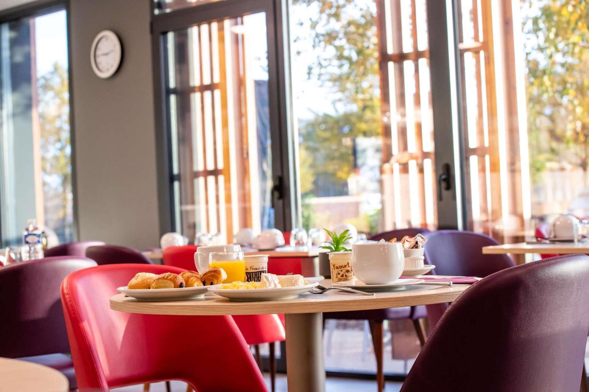 Brit Hotel Eden Spa 翁弗勒尔 外观 照片
