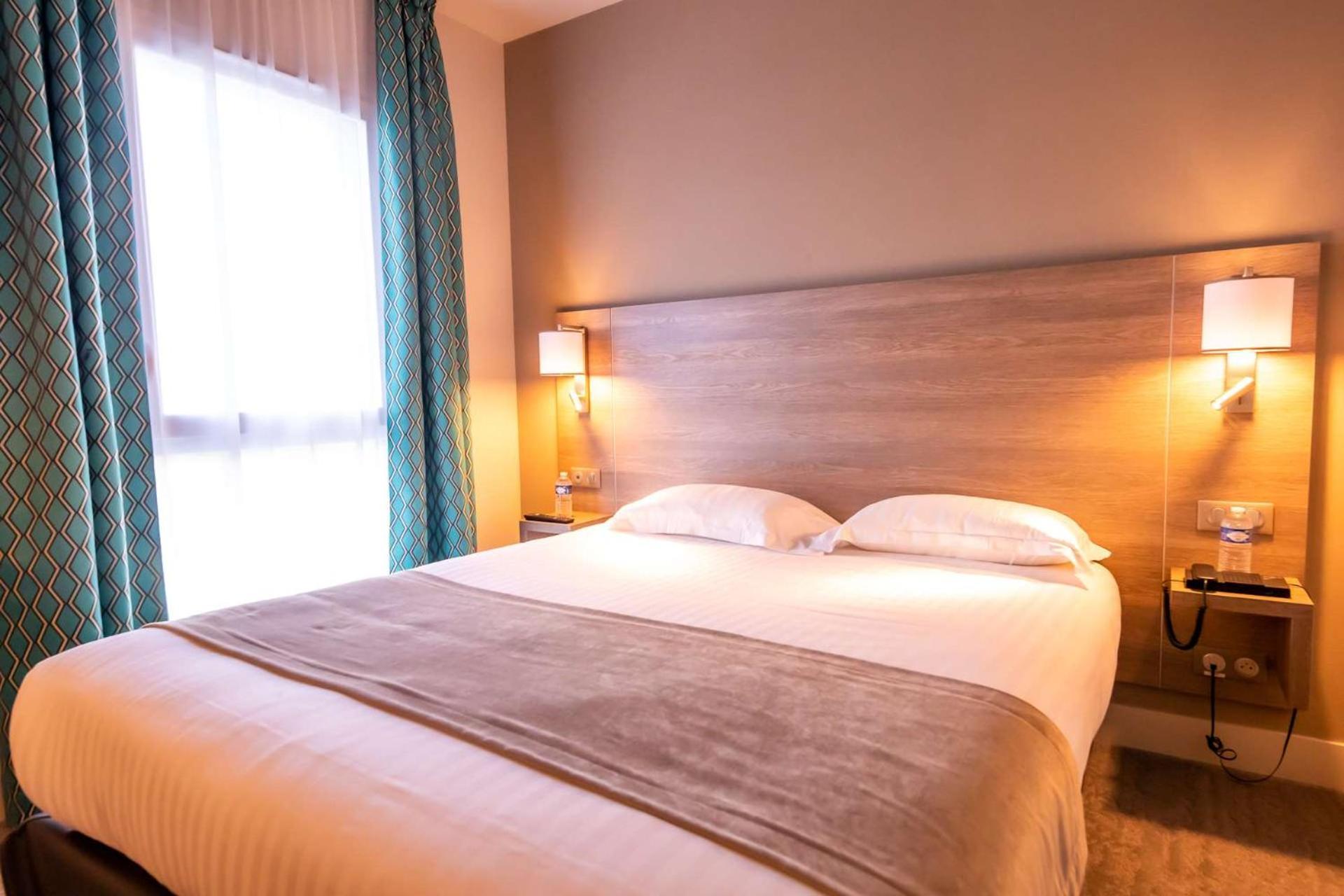 Brit Hotel Eden Spa 翁弗勒尔 外观 照片